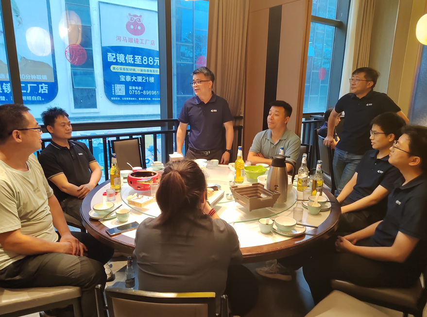 同心同行，共话成长 —— 高管团队与“每月之星”共聚一堂促交流